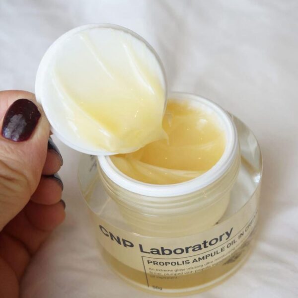 CNP Propolis Ampule Oil In Cream