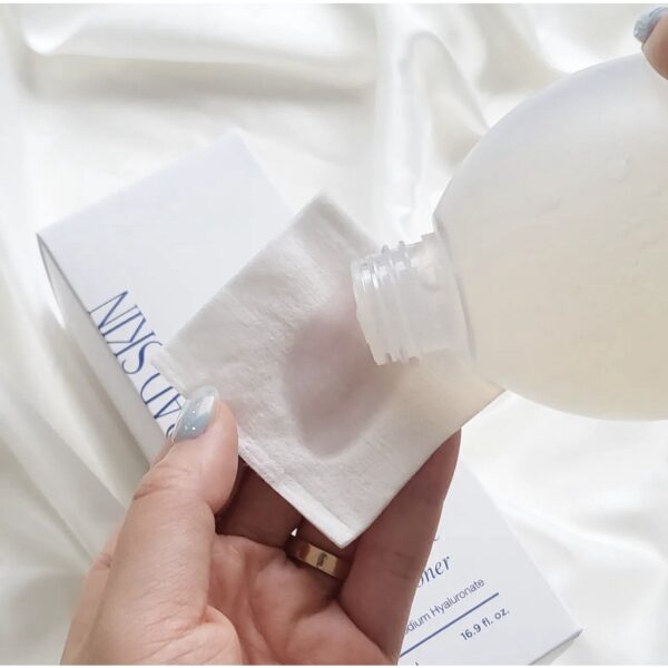 BAD SKIN Hyaluronic Spa Toner  (500ml)